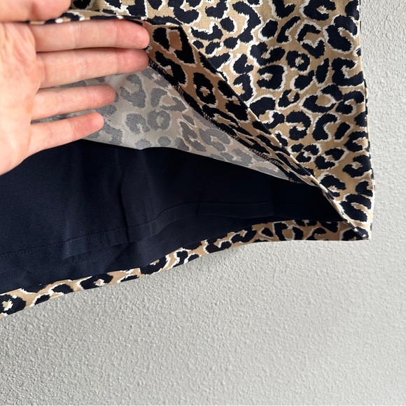 Talbots Leopard Print Women's Fitted Skirt 10 Petite - Picture 3 of 10